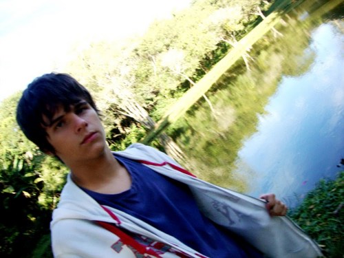Sou feliz do jeito que eu quero...
Sendo o guitarrista da Overthink !