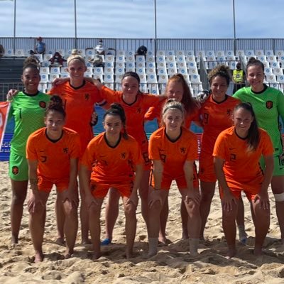 Door Beach Soccer World Wide en FIFA erkend als officiële Beach Soccer Bond van Nederland. Beach Soccer Bond Nederland is de organisator van het NK Beachsoccer.