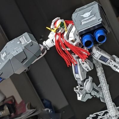 goodsirthesir's profile picture. I fix electronics, build Gunpla, and play games.
You can find me on most platforms with the same username.
FFXIV: Pomp'n Circumstance (Diabolos)