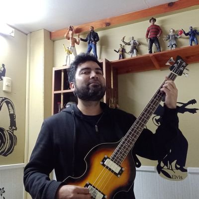 Michellocutor's profile picture. Locutor, animador, maestro de ceremonia y músico...