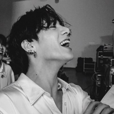 ♡BANGTAN♡ “ review: #chaviirev ”