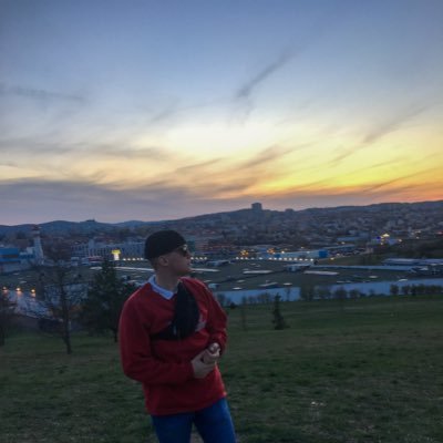 📊 Forex & macro analyst | 💼 Hedge fund
📈 Passionate about economics
🏉 Rugby & 🎿 Skiing enthusiast
PEF Mendelu 📚
🇨🇿 Based in Czech Republic