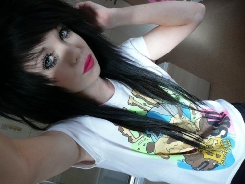 ADTR. 30STM. BVB. MCR. A7X. GD. P!ATD. K$. I'm Ashley and this is where I'll put all my thoughts. :] --- #TEAMFOLLOWBACK