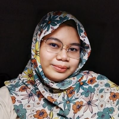 athrh_j's profile picture. Hopefully athirah will passed with flying color. Aamiin.
*will stalk anyone for their cats pictures* 
SSK, 2025.