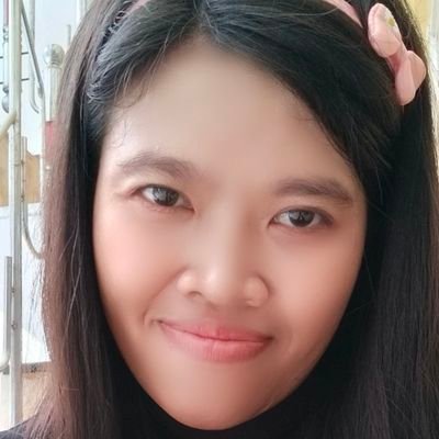 intan_kharis's profile picture. Engkaulah Tuhan perisai hidup ku