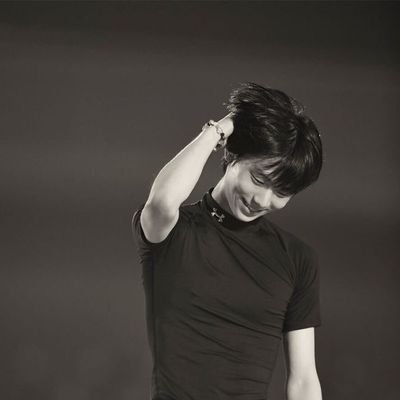 parisienneaxel's profile picture. #羽生結弦: spring will come again🌸 || ia😬