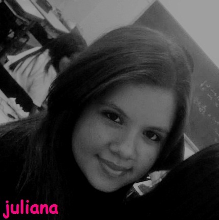 jujuzinha_153's profile picture. 