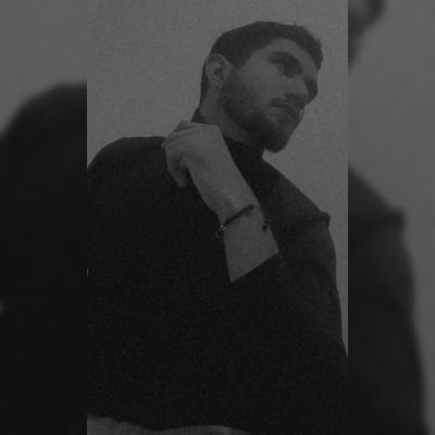 Cristiano.
23a.
BeatMaker
Músico. 
🇻🇪