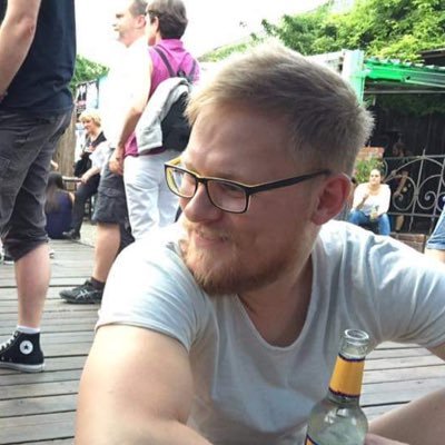 🛠️ building 📱apps with 🎯 Dart & 🦋 Flutter. 👨👩👦 Father since 2022. 📈Investor. & fresh baked solopreneur