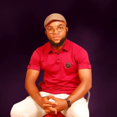 lateefablet's profile picture. Voice Actor with a strong background in theatre. As a theatre sociologist who leverage theatre's potent techniques, I love influencing sustainable development.