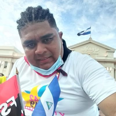 ElTigreCalder0n's profile picture. Batallando contra los golpistas oportunistas.
 Izquierdista, Sandinista de Corazón y dando todo por Nicaragua y la Revolución somos #ResistenciaUrbana D.2.2