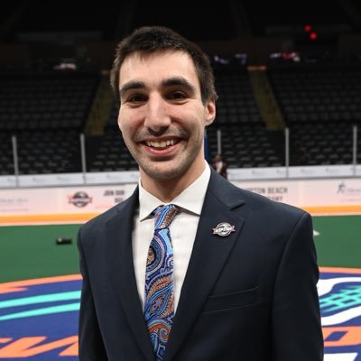 Communications Professional @CommackSchools. @MrsRMalamud’s husband. Prev: @MachineMLL, @BuffaloBillsPR, @NYCosmos, @USOpen, @BU_Bearcats @GFSportsEnt