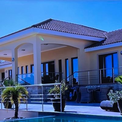 weilai9999's profile picture. 