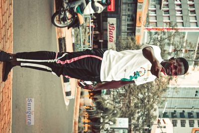 calvoomosh7's profile picture. Poor millionaire