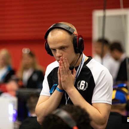 Président de l'association RPV esport @EsportRPV
📈Passionné par le Marketing