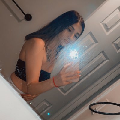 got me so dark blue . . . 💌 she/her