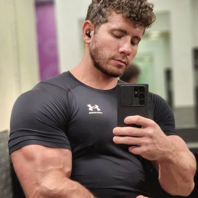 DerrickHenryFit Profile Picture