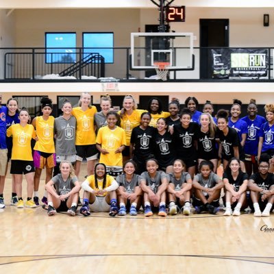 Founder & CEO | Greg Canzater @coachsmoovebhcc Est. 2020 Sisterhood In Sports 🏀 Show Up & Show Out. #SISrunBasketball #SISRUNFAMILY #SISRUNS #SISRun21 #SISRUN