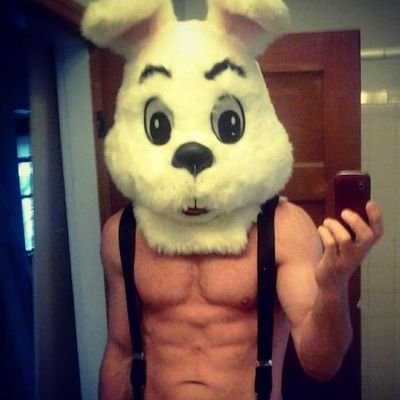 NautyHunyadi's profile picture. Dangling my feet in the shallow waters of free speech.  Artist, writer, HIV/AIDS Dissident, vaccine skeptic, mask denialist.