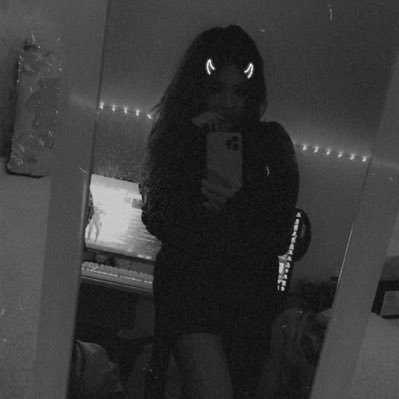 cherryxszn's profile picture. 🤍