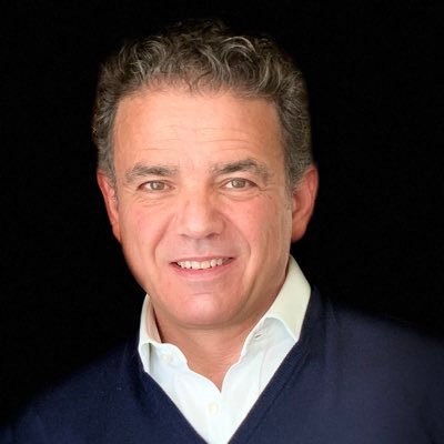 Art, philantrophy, investments, news. CEO Artemundi