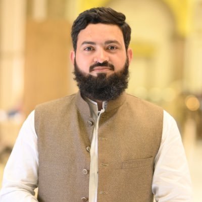 FawazAhmed786's profile picture. A Proud Muslim and a Blessed Father Alhamdulillah. A Teacher of Physics and E-commerce.