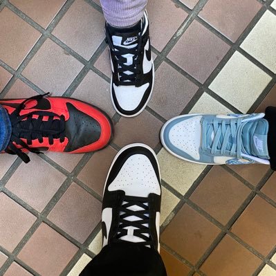 NIKE👟/ポンプ/vans/supreme/🏀/🛹/漫画が好きです✨ 最近娘とまたスケボー始めました🛹20年振りなのでケガしない程度に頑張っています🤣 アカウント作り直しました*ˊᵕˋ)੭無言フォローすいません🙇‍♂️US11