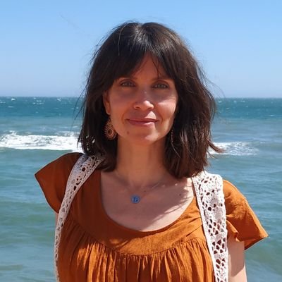 👩🏻🎓•Profesora en el área de #Didáctica y #OrganizaciónEscolar en @Educacion_UMA
📝•Secretaria en @margenes_rev
✨ Una vida es poco para mí 🙃