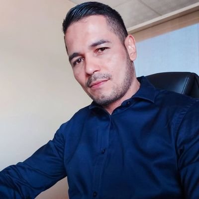 RonnieBonilla4's profile picture. 