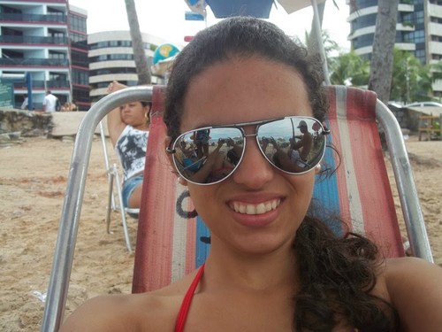 Linda , Simpatica, adoravel, querida por todos , e Amada!
Pelo Luan Rocha!