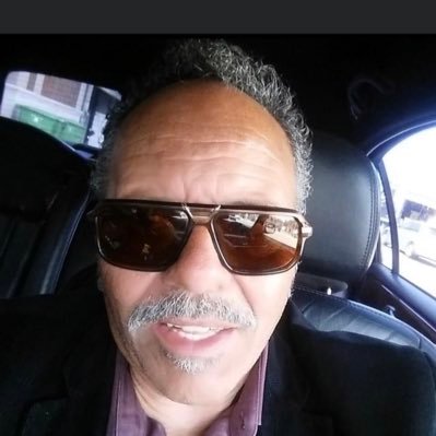 My name Lee Datrice, provide travel and tour guide limo services in San Francisco Born and raised in San Francisco back in a amazing time when life was good
