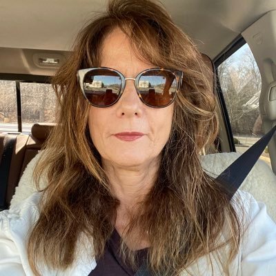 Stacey28388196's profile picture. Creator of colorful works of art.  To inspire others to be creative is a great passion.