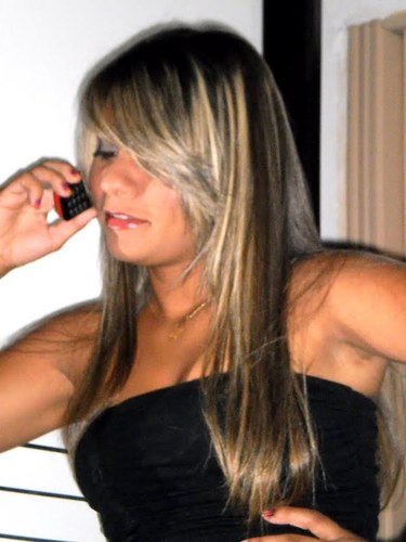 “Tô me aproximando de tudo que me faz completo, me faz feliz e que me quer bem. Tô aproveitando tudo de bom que essa nossa vida tem. (CFA)