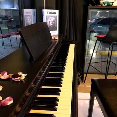 Toto23dddTohami's profile picture. 