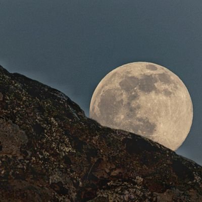 Hobby photographer from Finland.
Astro / Landscape / Nature etc.
📷 Canon eos 250d