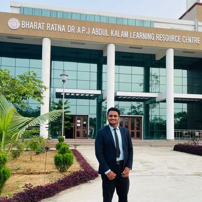 किसी की मुस्कराहटों पे हो निसार ❣️❣️.
Software Engineer @Samsung
NCC Cadet
B and C certificate holder
EE||22||NITS