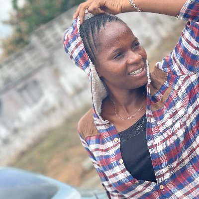 EvelynOlayinka2's profile picture. My life is made up of two jokes: my business and my money 🤑