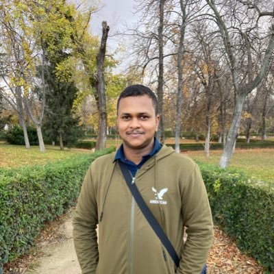 saammaarra's profile picture. 👷‍♂️