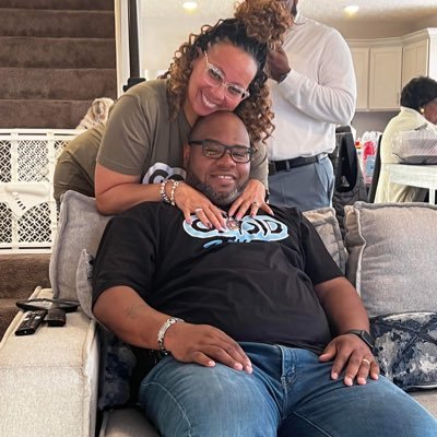 A woman of God who loves the Lord! I'm every woman. Wife, mother, coach, mentor, minister. Living & loving life! Giving God glory in all that I say & do!!!