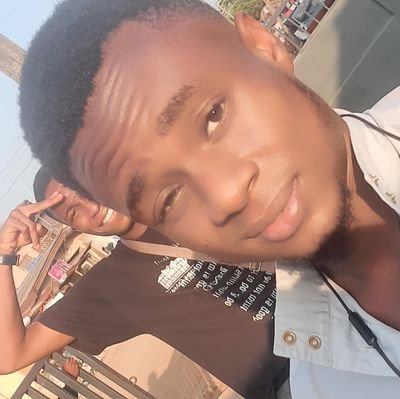 poet°°°Digital Marketer||music lover||influencer||crypto lord||Professional Project manager|| you can actually get in touch on WhatsApp: 08169361200 @Laika_Laye