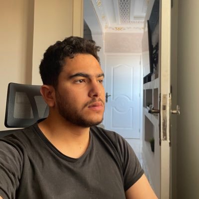 redaamir972's profile picture. Freelance Web developer | tweets about web development (React_Next JS) & Freelancing 🔎OnceLearner