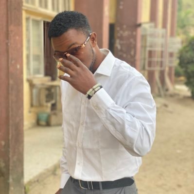 AdedayoOmotosh1's profile picture. Nigeria born!!!! Lover of Entertainment and football!!! Fan of Chelsea, man city and also a serious fan of Davido (Dmw)