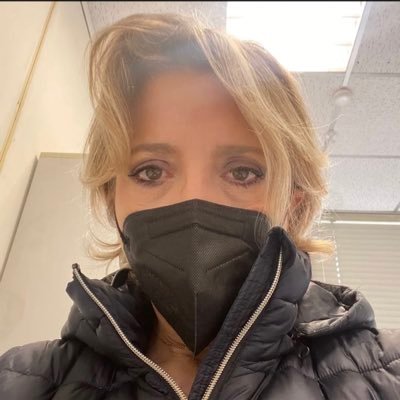 Simonasenzafili's profile picture. I am looking for the truth, nothing but the truth …