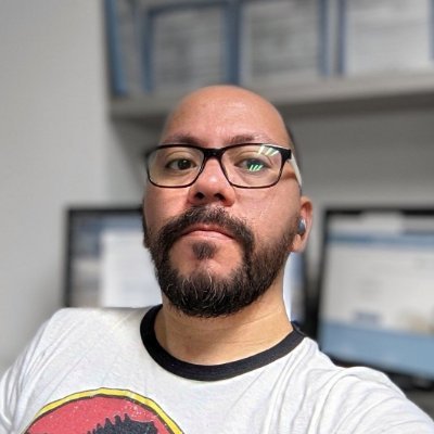 Director de Comunicaciones y Soporte Técnico de @alfainmomx | Alfa Inmobiliaria Venta de Franquicias | Geek & Linux ❤️ #SomosAlfa