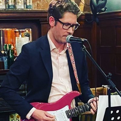 Attender of meetings. Rubbish Guitarist. Previously: Sword fighting, horse riding, rock climbing, lawyering, evangelist, coder.