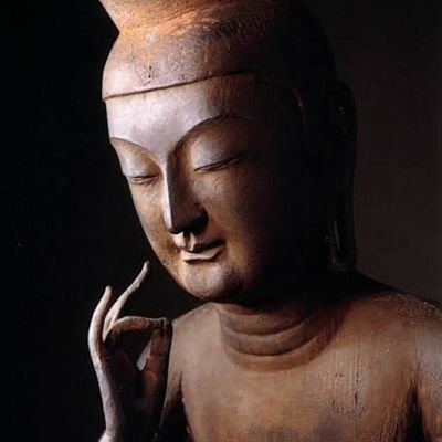 一人ぼっちではありません。
おかしな世の中を楽しく生き、本当に手と手を繋げるコミュニティーを作りたい。
気付いて入る方同士フォローしあいましょう。