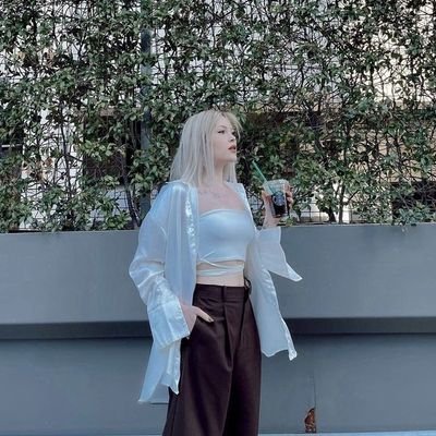 Nur_Cery's profile picture. 