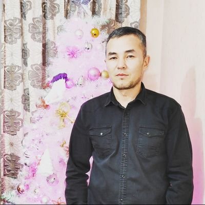 Maks19842104's profile picture. 