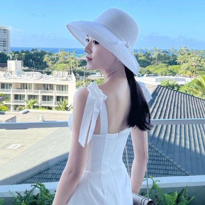 CEO. I've been in the restaurant chain and beauty salon business for many years. Came here soon. I want to meet more successful people,