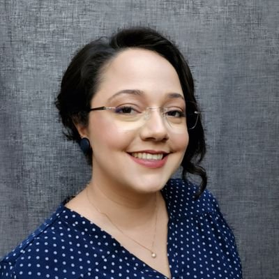 Advogada que gosta de cálculos e tem uma estagiária que é uma gata